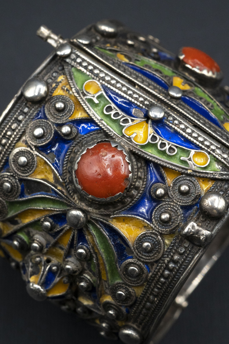 Bracciale in argento con smalti Algeria